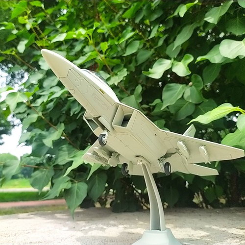 1/48 F22 FAPTOR 01 Diecast Model - Picture 4 of 10