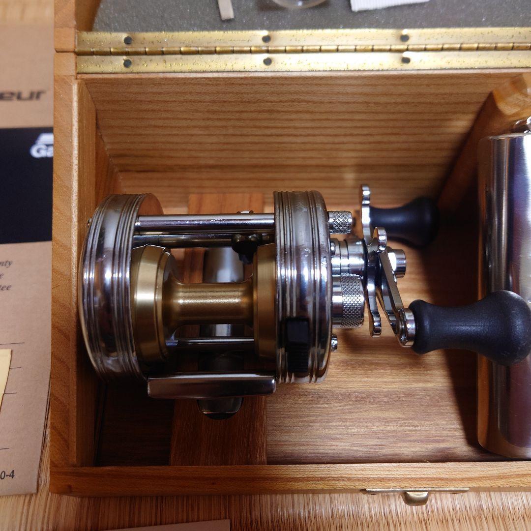 リール 883.ambassadeur 3500CA LIMITED Abu Garcia Ambassadeur 3500CA limited Reel Ship rare model