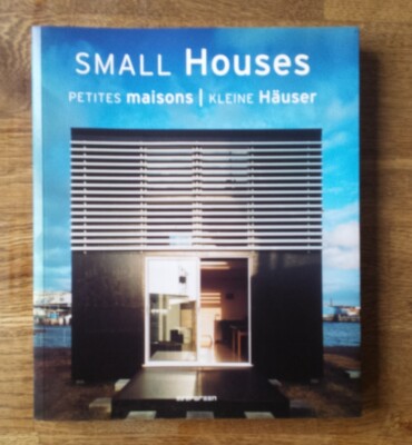 SMALL HOUSES / Petites Maison / Kleine Häuser / Evergreen / Architektur