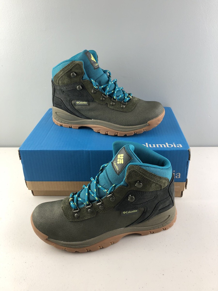 BNIB Columbia Women