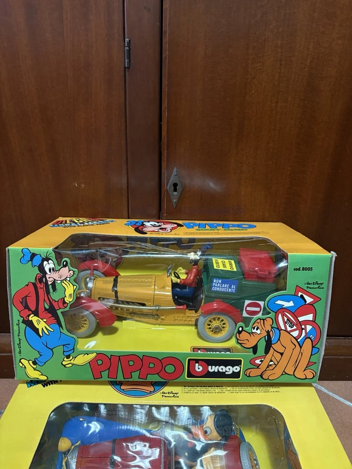Lotto Bburago Walt Disney 1/18 Pippo e Paperino Vintage Die Cast Rare In Box - Immagine 2 di 3