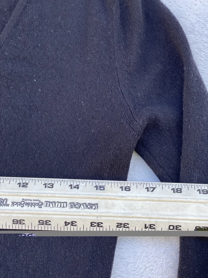 Women’s Yansi Fugel Cashmere Pullover Sweater Crew Neck. Sz XS Black - Image 4 of 4