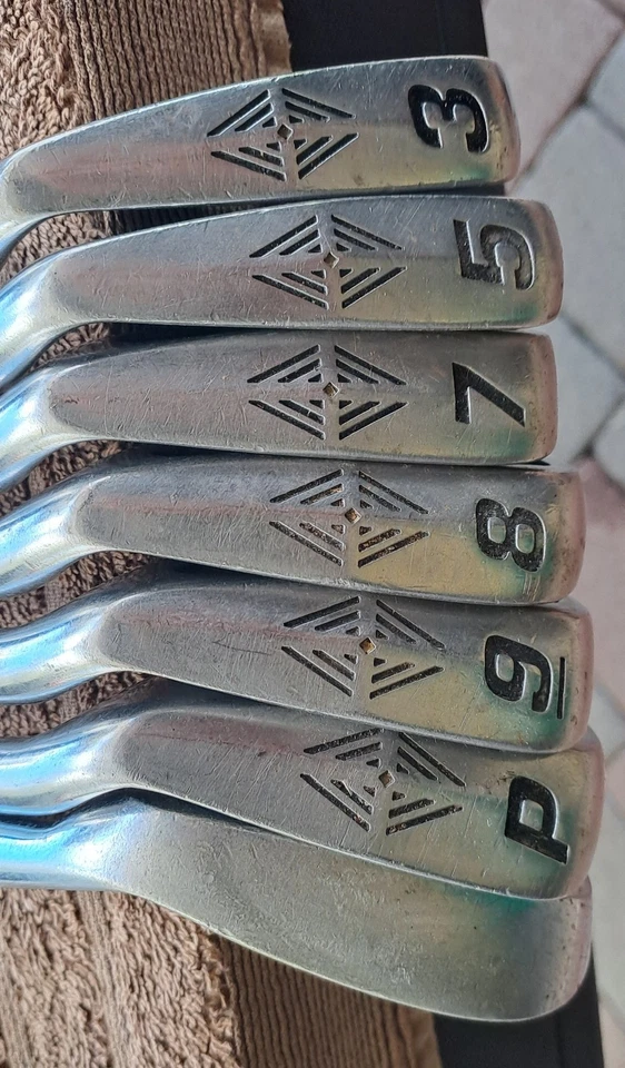 Golf Irons Set TOP FLITE Tour 7 Clubs Rh Steel Shaft S300 Stiff Flex RIGHT HAND  - Image 4 of 4