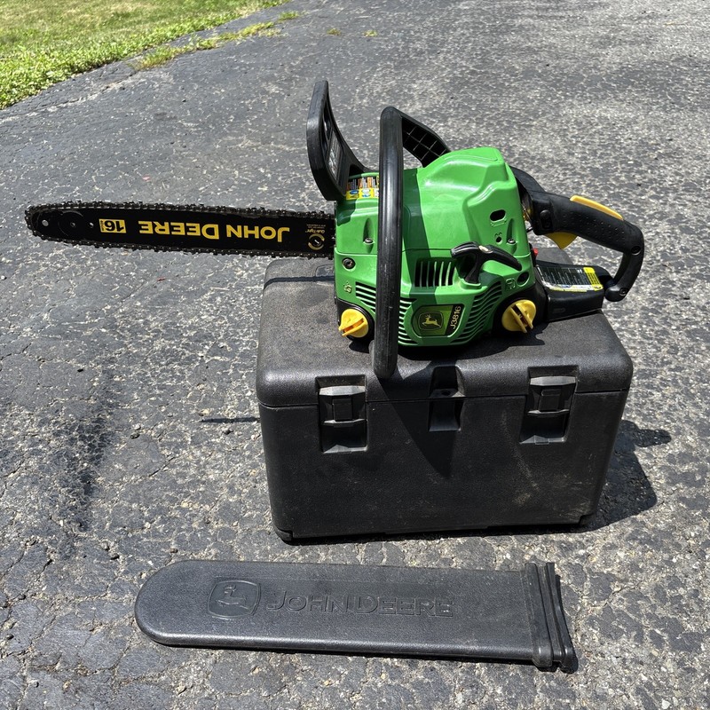 John Deere J3816 Chainsaw W/16" Bar W/Case Runs & Cuts Great