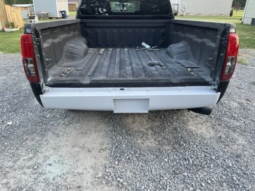 Parachoques trasero de acero con placa central de caja para Nissan Frontier 2005-2020 nuevo Foto 3 de 4