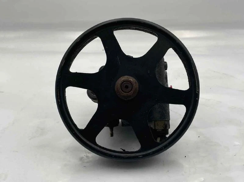 Bomba de dirección asistida compatible con MPV MAZDA 2000-2001 Foto 2 de 4