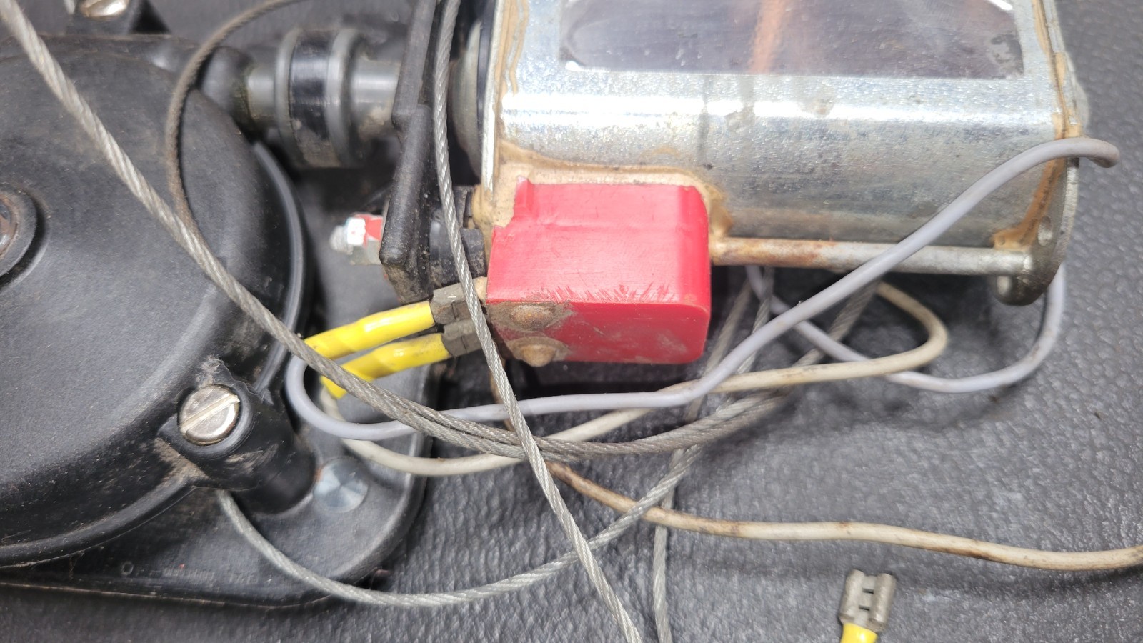 Ferrari 308 Power window motor