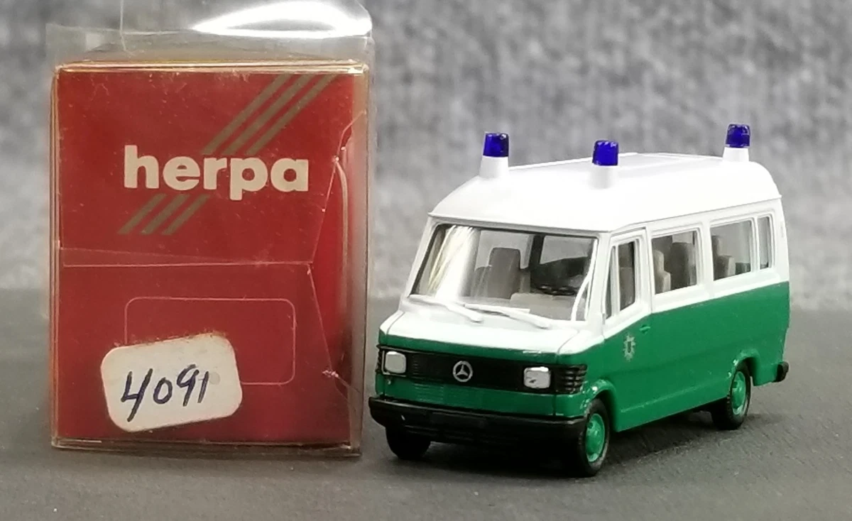 ミニカー 1/87 スケールミニカー 4台セット Herpa Adventskalender