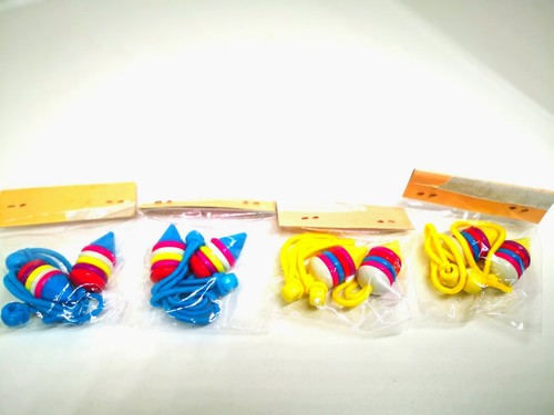 4Vtg Ponytail Hair Elastic Carved Plastic Ice-cream Yellow Blue - Picture 2 of 8