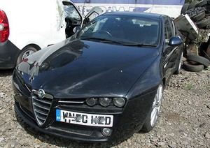 Alfa Romeo 2006 159 Ti 2 4 Jtdm 6 Vitesse Fusebox