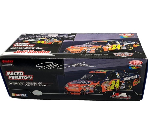 action platinum series 1:24 scale Jeff Gordon Million $ date 1997