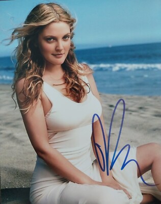 ハリウッド　映画　証明書付き　ドリュー・バリーモア　直筆サイン入り８Ｘ１０フォト Signed Drew Barrymore Hot 8x10 authentic photo with COA