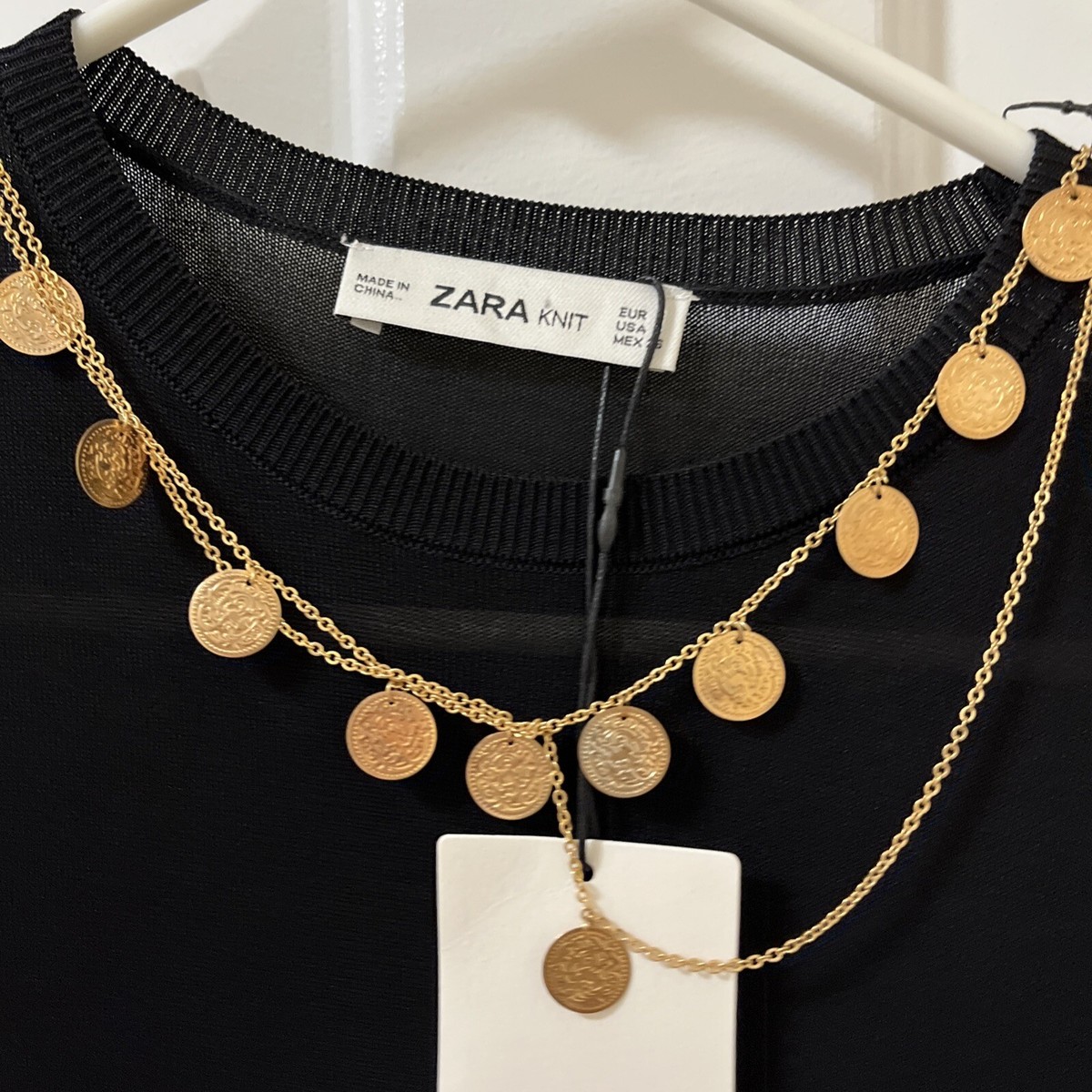 Top Zara Structure à Col Bijouté - Taille S/M, Occasion Très Bon état, Style Blogger