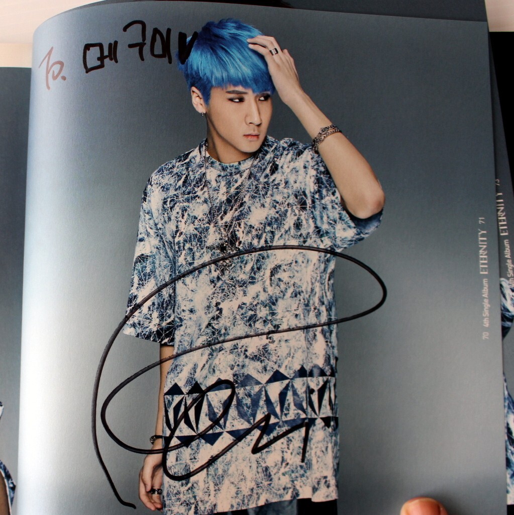VIXX eternity 全員直筆サイン入りCD VIXX eternity 全員直筆サイン入りCD signed VIXX 4th Single