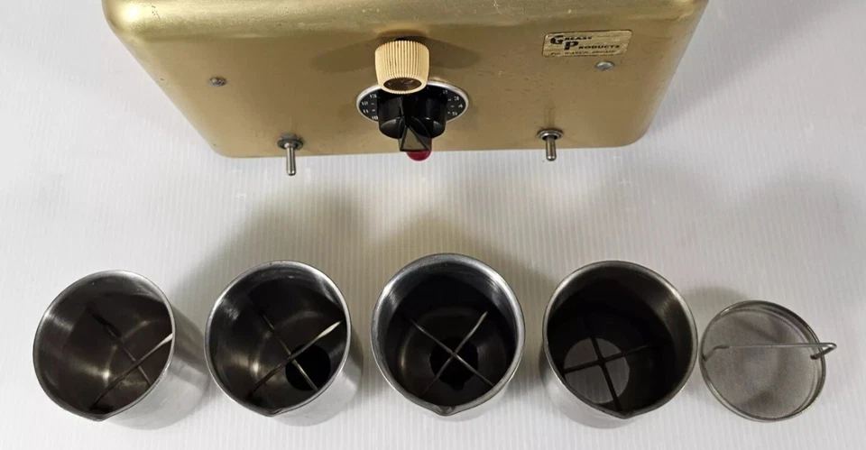 Vintage McKenna Kleaner Ultrasonic Watch Clock Cleaner FOR PARTS OR REPAIR ONLY - Image 3 of 4