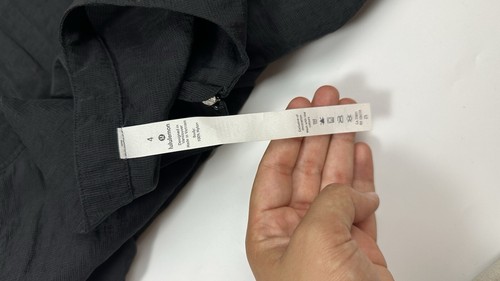 Lululemon Athletica Womens Clear Intention SS Shirt Black Size 4 Water Repellent - Picture 7 of 10