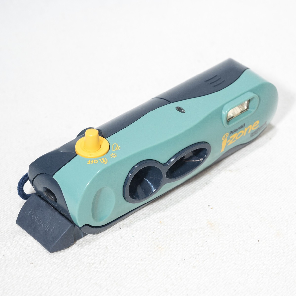 Polaroid i-Zone Instant Pocket Camera - Working & Tested Polaroid i-Zone Instant Pocket Camera - Working & Tested
