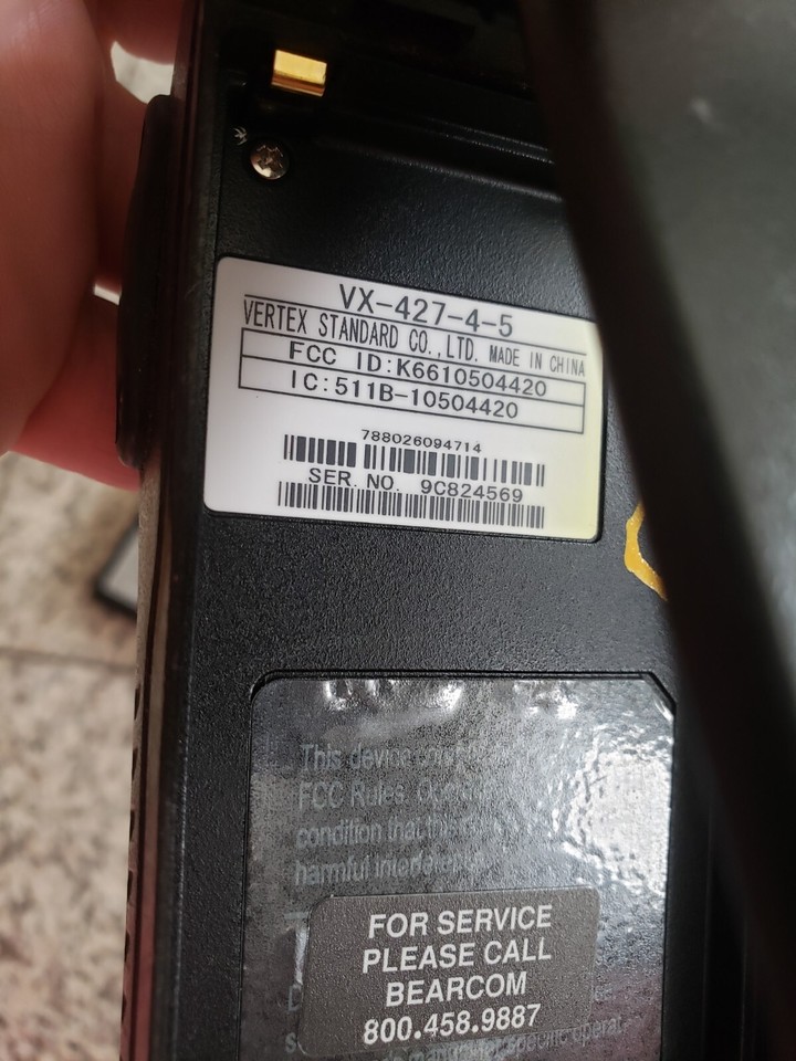 Lot 2 Vertex Standard VX42745 TwoWay Radio 16 Channel LCD(Untested