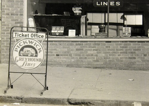 1930 Kansas City Bus Depot Ticket Office Photo Pickwick-Greyhound Lines Vintage - Picture 3 of 5