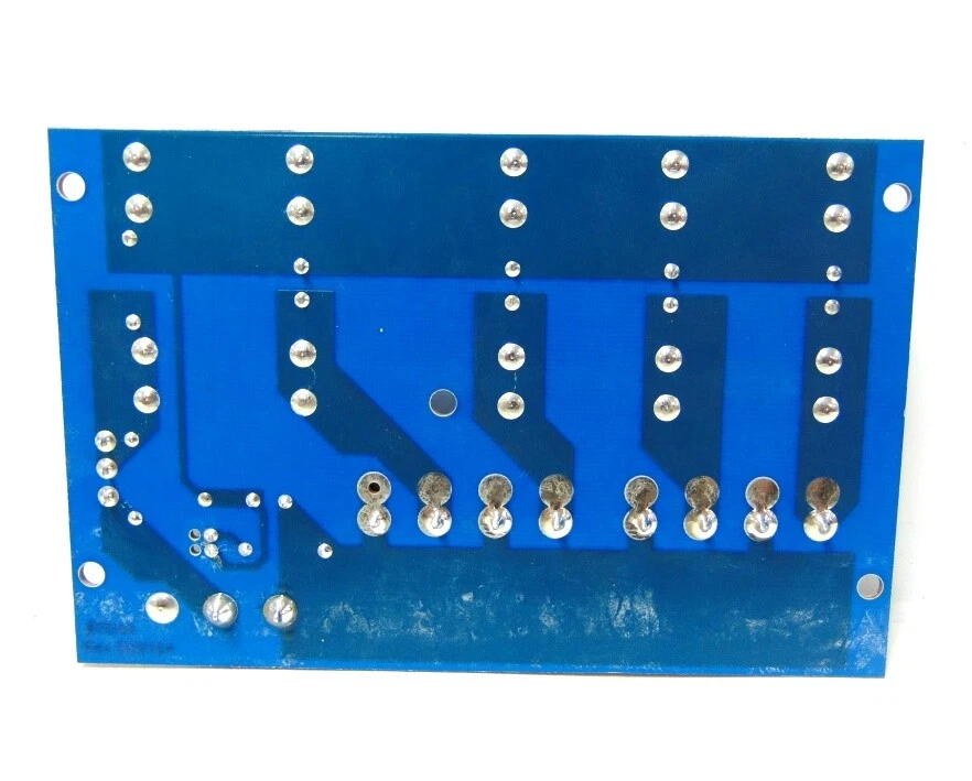ALTRONIX POWER DISTRIBUTION MODULE, PD4A, 28 VAC OR 28 VDC MAX, 10 AMP MAX - Image 3 of 4