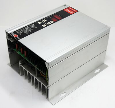 Danfoss VLT  3002 175H1027 380-415V 2,8A 1,5kVA Variable Speed Drive -used-