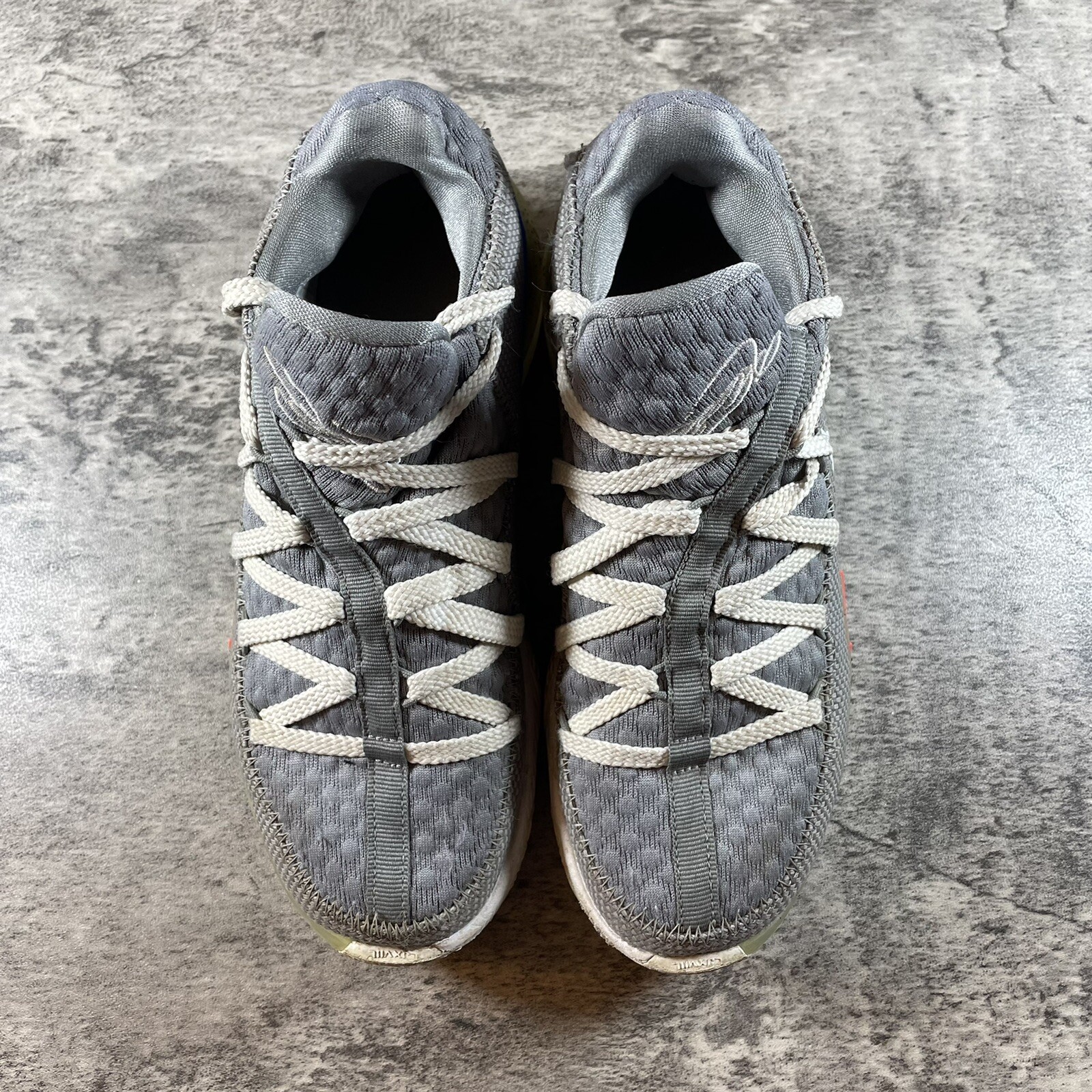 nike lebron 17 size 6.5