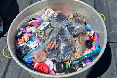 Over 5+ Lbs Of New Assorted Buttons And Beads 