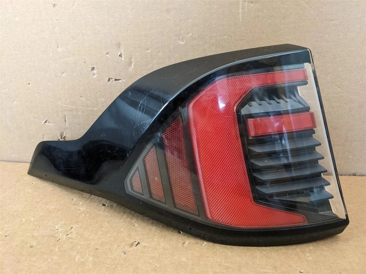 OP.962 TRF501X DB01 アルミリヤアップライト 92401-DW500 OEM 2026 Kia Sportage LH Driver Side Full LED