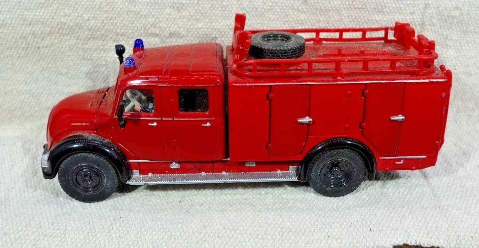 Siku Magirus Auxiliary Fire engine Tender 1/50 - Image 4 of 4
