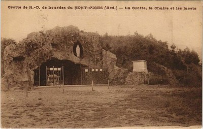 Old postcard Grotte de N. - D. de Lourdes du Mont-d'Iges - La Grotte (135770)