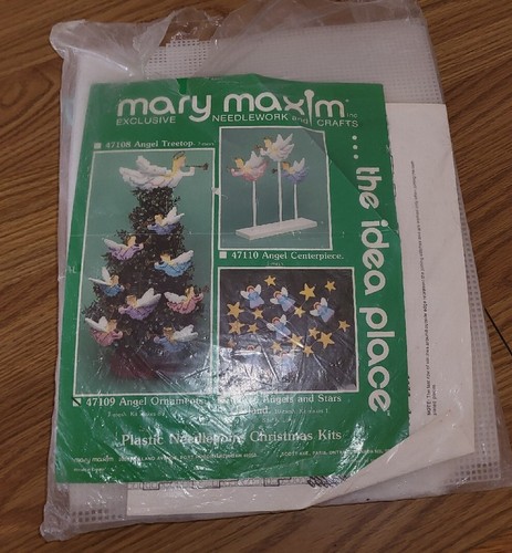 Mary Maxim Needlepoint Kit Plastic Canvas Christmas Angel Ornament Kit STARTED - Picture 3 of 13