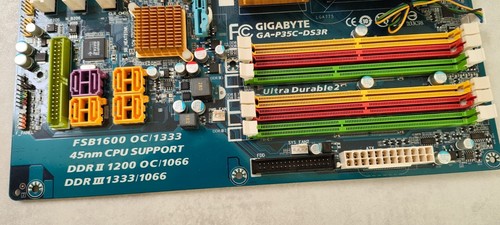Gigabyte P35C-DS3R ddr3 ddr2 lga775 - Photo 2/5