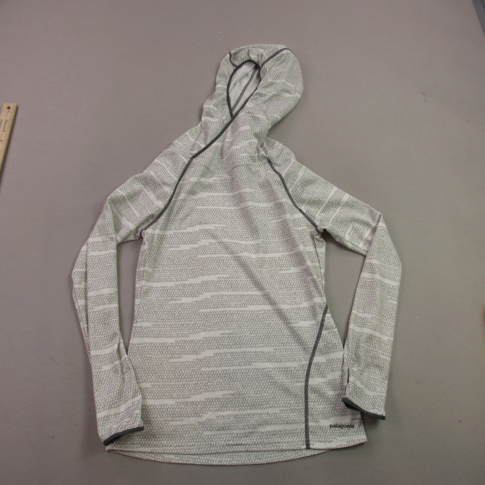 Patagonia Hoodie Womens XS Long Sleeve Pullover Hooded Casual Lightweight