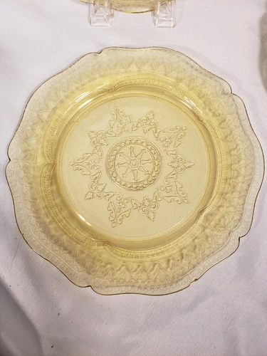 (6) Vtg. Patrician Spoke Federal Glass 11" Amber Yellow Depression Glass Plates