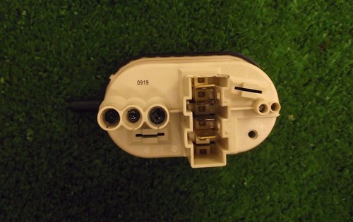 Waschmaschine HAIER HW-1470TVWME-U Druckschalter