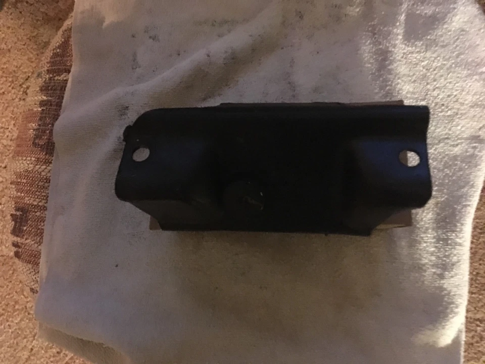 Montaje de motor NAPA Balkamp 602-1572 1987-96 Ford Bronco F-150 87-97 F-250, F-350 Foto 4 de 4