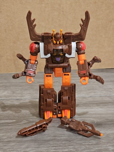 Transformers Legacy United Doom N Destruction Chop Shop - Picture 8 of 8
