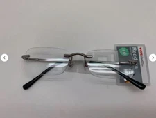 Foster grant/CVS  Reading glass Dustin