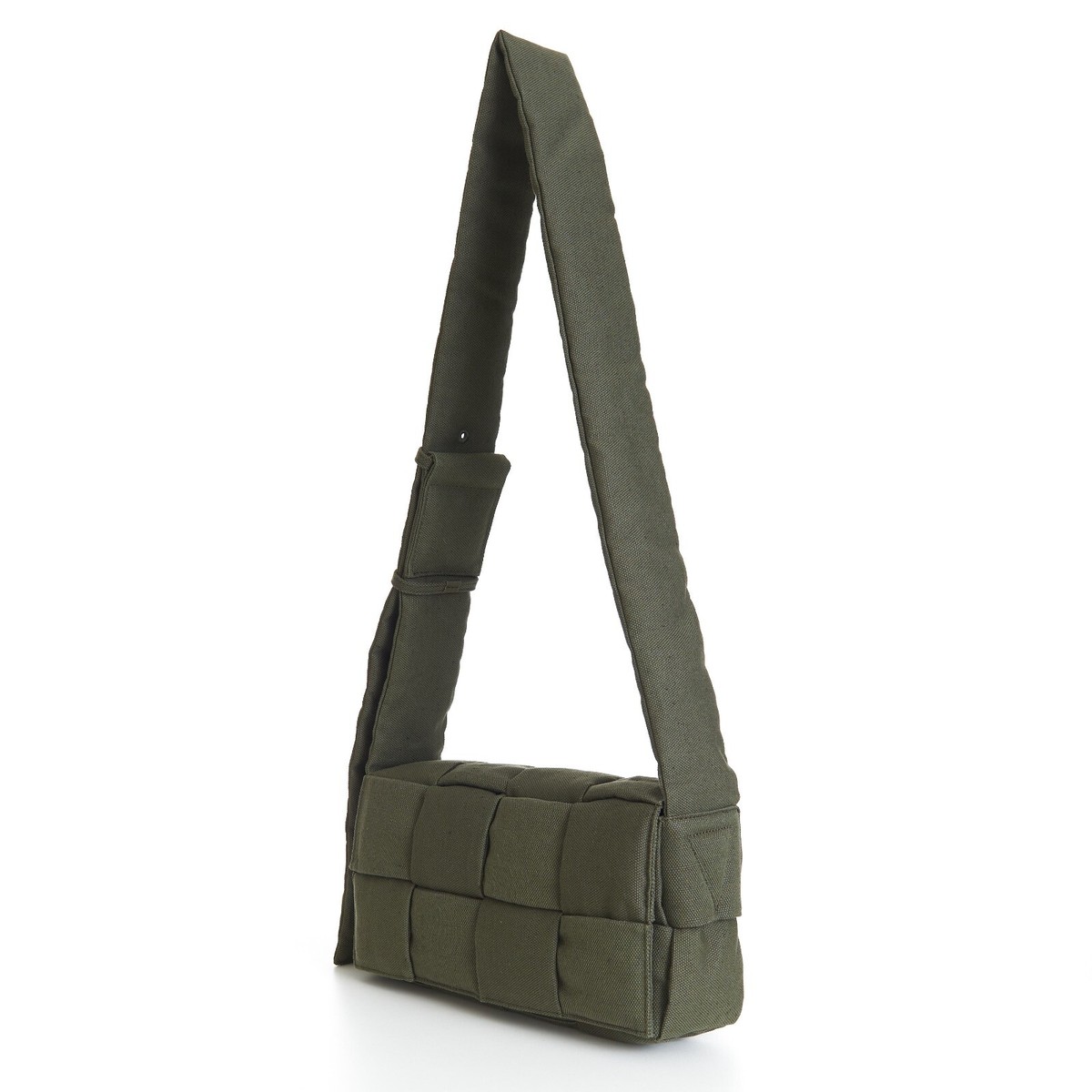 Bottega Veneta カーキ パッド入り Tech Cassette バッグ BOTTEGA VENETA 2500$ Tech Cassette Crossbody Bag - Crocodile