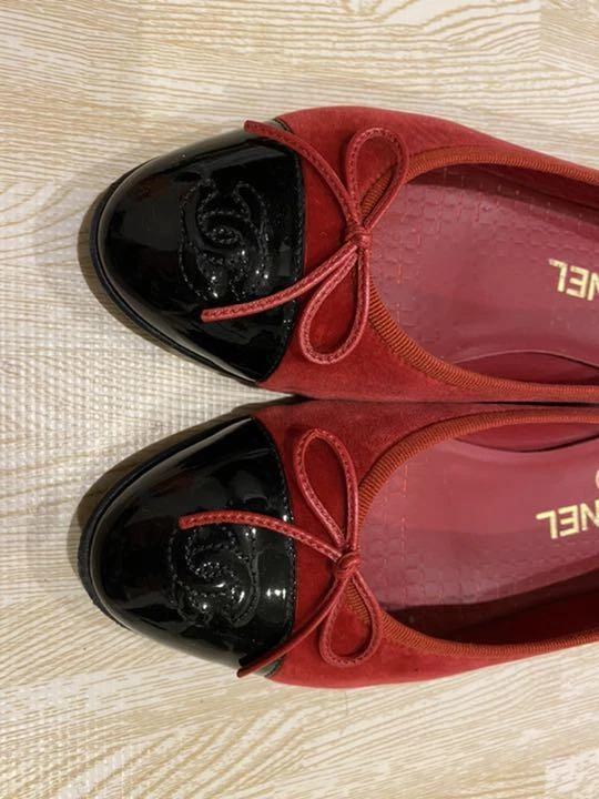 Slingback leather ballet flats Chanel Red size 39.5 EU in Leather