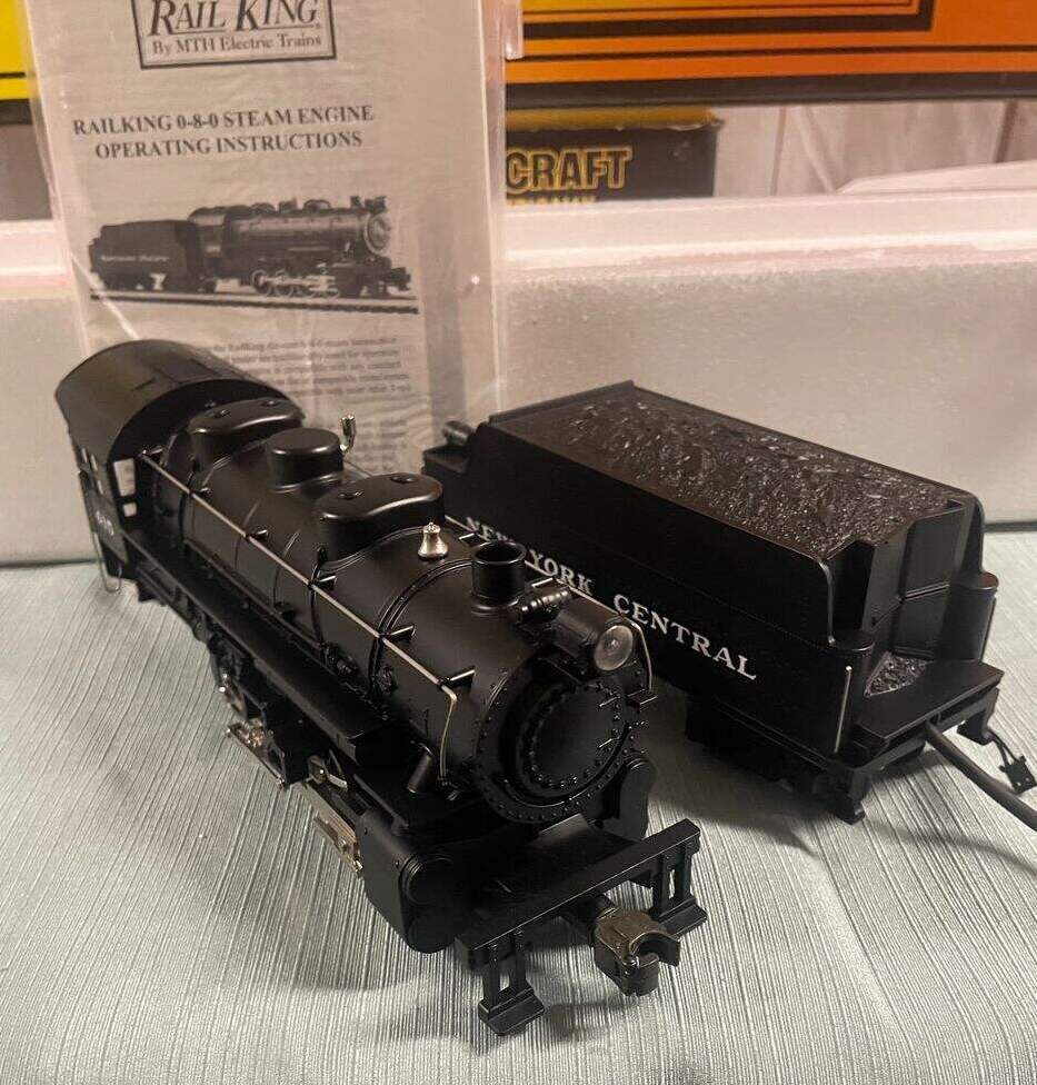 Picture 4 of 11