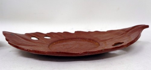 Vintage Red Metal Leaf Japanese Mini Plate - Picture 3 of 4