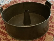 Vintage Tube Vanity Cake Pan - 10 Inches In Diameter