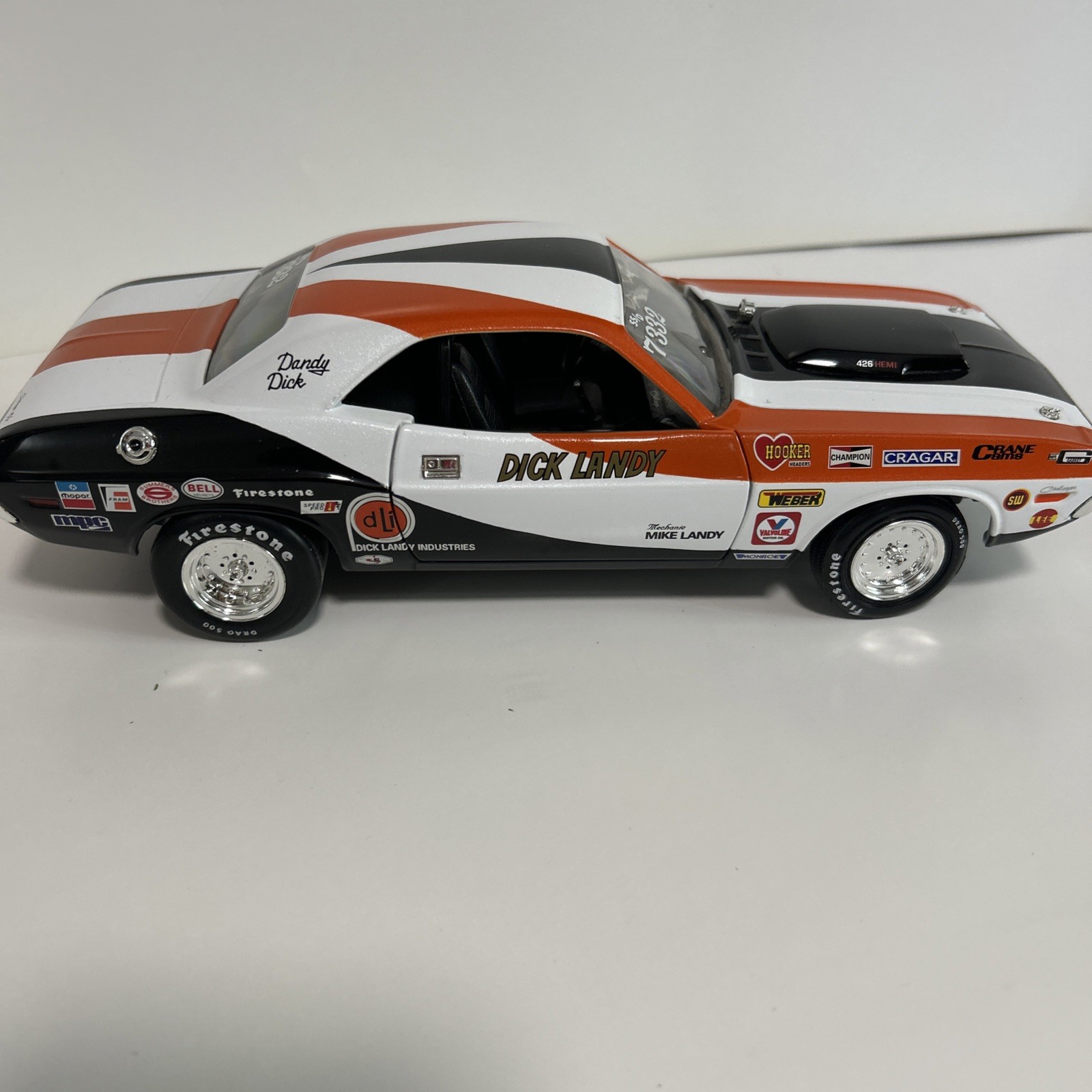 Picture 4 of 9