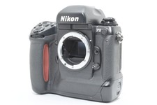 Nikon F5 35mm Film Autofocus SLR Camera Body Black