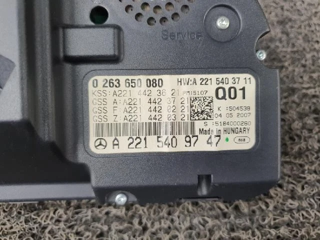 Приборные панели 2007 Mercedes-Benz S500 2215409747 - Изображение 3 из 4