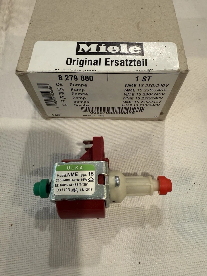 Bomba Miele # 8279880 Foto 2 de 3