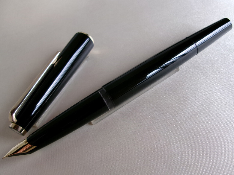 MONTBLANC 万年筆 320 ブラック Montblanc 320 Fountain Pen Black GT 18K Nib | eBay