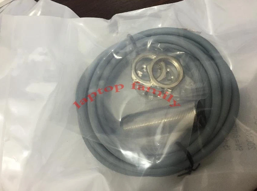 1PC NEW For BALLUFF BES M18MI-PSC80B-BV03 Sensor ZS - Image 2 of 4