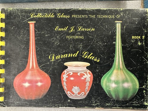 Button Hand Book / Dolls Makers & Marks / Pottery Marks / Durand Glass Book 3 - Picture 3 of 12